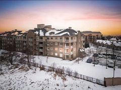 6 Dayspring Circle 2203, Brampton, ON L6P 2Z6