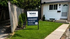 11 Grantbrook Court, Brampton, ON L6S 2K8