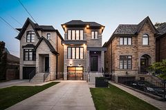 72 Renfield Street B, Toronto, ON M6M 4V7