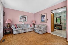 4157 Ottewell Crescent, Mississauga, ON L4W 4A4