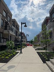 90 Eastwood Park Gardens 10, Toronto, ON M8W 0B2