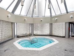 325 Webb Drive 1603E, Mississauga, ON L5B 4A1