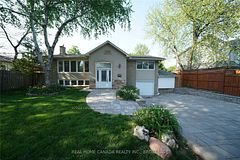 1195 Holton Heights Drive, Oakville, ON L6H 2E6