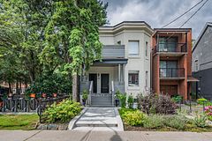 56 Wright Avenue 4, Toronto, ON M6R 1K8