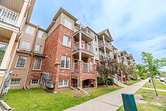 153 Isaac Devins Boulevard 2, Toronto, ON M9M 0C5