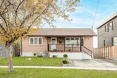 7208 Hermitage Road, Mississauga, ON L4T 2S4
