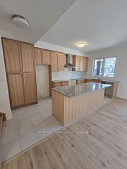 38 Thornbird Crescent Upper, Brampton, ON L7A 5N1