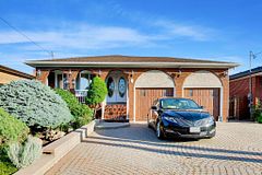 5 Byworth Boulevard, Toronto, ON M9R 1W7