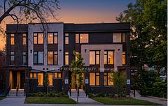 1758 Lawrence Avenue W Unit#1, Toronto, ON M6L 3C4