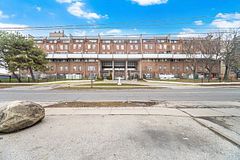 10 Eddystone Avenue 255, Toronto, ON M3N 2T2