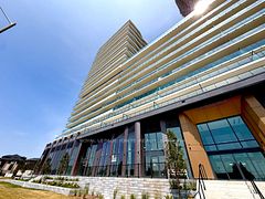 15 Skyridge Drive 2301, Brampton, ON L6P 4S3