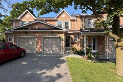 2575 Parmeer Drive 2, Mississauga, ON L5C 2Y3