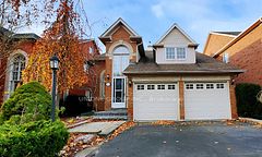 2230 Nightingale Way, Oakville, ON L6M 3S1