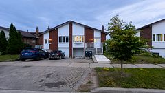 71 Newlyn Crescent, Brampton, ON L6V 3A9