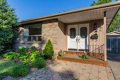 4 Barkwood Court Basement, Brampton, ON L6V 2C3
