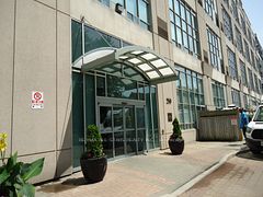 250 Manitoba Street 621, Toronto, ON M8Y 4G8