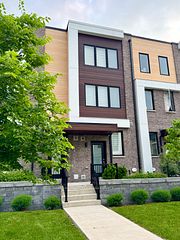 100 Stanley Green Boulevard 4, Toronto, ON M3K 0C8