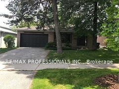 1582 Otterby Road Bsmt, Mississauga, ON L4X 1W7