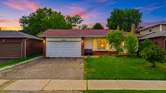 6346 Neuchatel Road, Mississauga, ON L5N 2J8