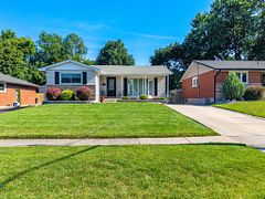 17 Carole Street, Halton Hills, ON L7G 5B4