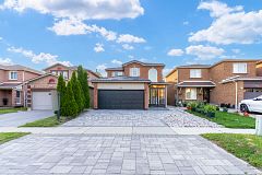 1059 Ivandale Drive, Mississauga, ON L5V 1A9