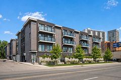 2059 Weston Road 40, Toronto, ON M9N 1X7