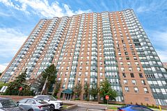 135 Hillcrest Avenue 2009, Mississauga, ON L5B 4B1