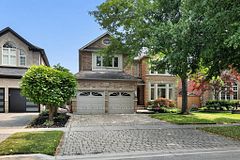 4334 Rosemead Court, Burlington, ON L7M 4R1