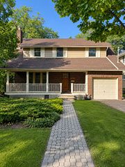 235 Douglas Avenue, Oakville, ON L6J 3S2
