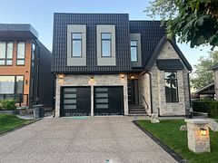 3289 Joan Drive Upper, Mississauga, ON L5B 1T3