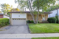 1434 Leda Avenue, Mississauga, ON L5G 4B7