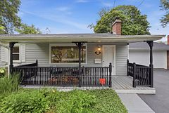 1924 Balsam Avenue, Mississauga, ON L5J 1L2