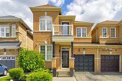 4 Accent Circle, Brampton, ON L7A 0L2