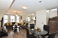100 Parrotta Drive 89, Toronto, ON M9M 0B5