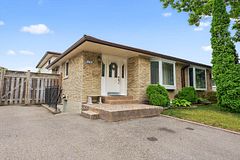 1912 Bonnymede Drive Lower, Mississauga, ON L5J 1E1
