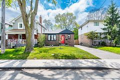 7 Edmund Avenue, Toronto, ON M9N 1A2