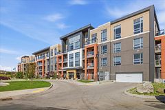 4040 Upper Middle Road 420, Burlington, ON L7M 0H2