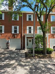 9 Stornwood Court 9, Brampton, ON L6W 4H5