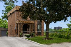 19 Arnold Avenue, Toronto, ON M6N 4M8