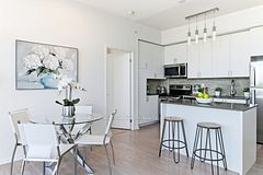 36 Via Bagnato Boulevard 831, Toronto, ON M6N 0B7