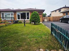 7746 Redstone Road, Mississauga, ON L4T 2B9