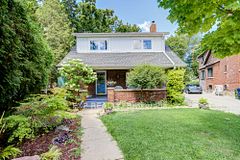 10 King Street Crescent, Toronto, ON M9N 1K6