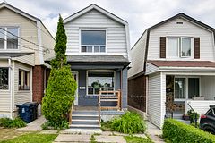 61 Castleton Avenue, Toronto, ON M6N 3Z7