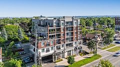 34 Plains Road E 206, Burlington, ON L7T 0B9
