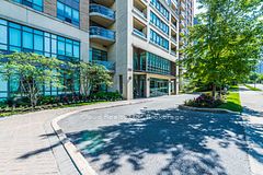 156 Enfield Place 1902, Mississauga, ON L5B 4L8