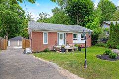 46 Hewson Crescent, Halton Hills, ON L7G 2N9
