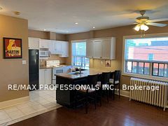 1 Primrose Avenue 3, Toronto, ON M8V 1P7