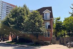 50 Joe Shuster Way 220, Toronto, ON M6K 1Y8
