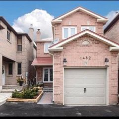 1482 Prince John Circle, Oakville, ON L6J 6S7