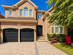 1516 Pinery Crescent, Oakville, ON L6H 7J9
